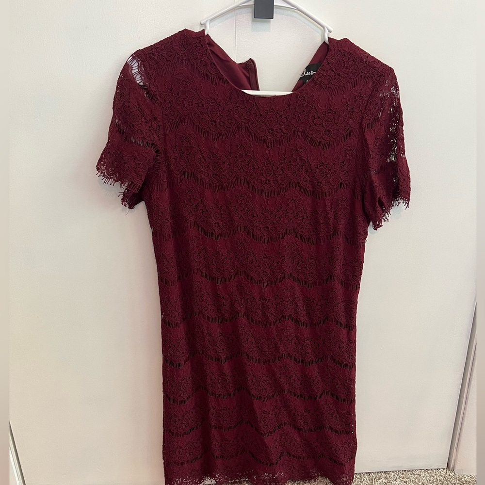 Lace Lulus Dress